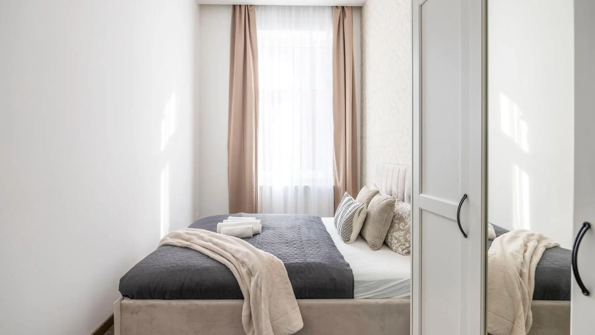 Exclusive City Center Elizabeth Grand Suite W' 3Bedrm Budapest Hungary